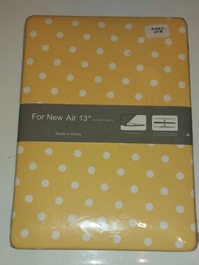 Laptop case for New Air 13 Yellow & White Polka Dot